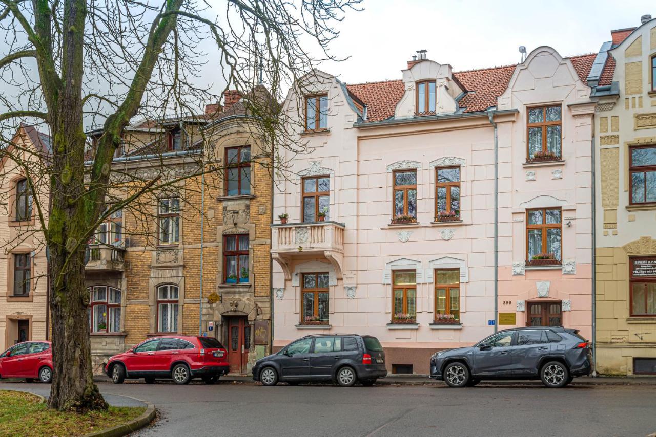 Nadstandardni Luxusni Apartman V Centru Ceske Lipy Ceska Lipa Exterior photo
